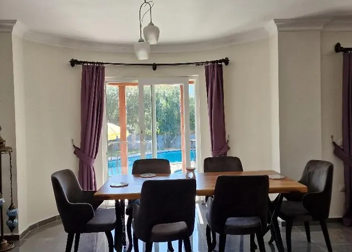 Βίλα Manevi Dalyan